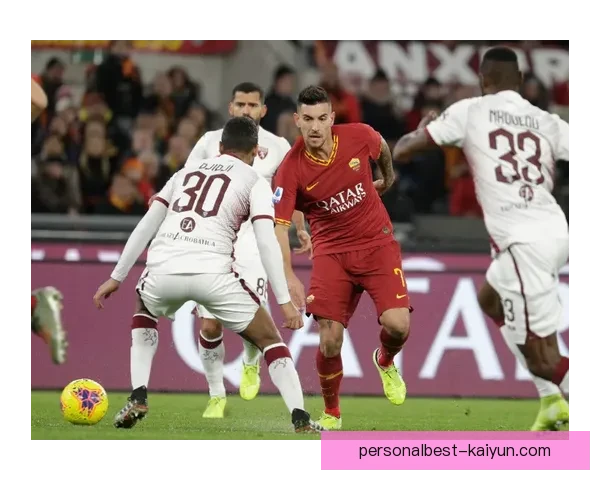 阿什拉夫的传球视野助力球队战术重塑，状态回暖值得关注