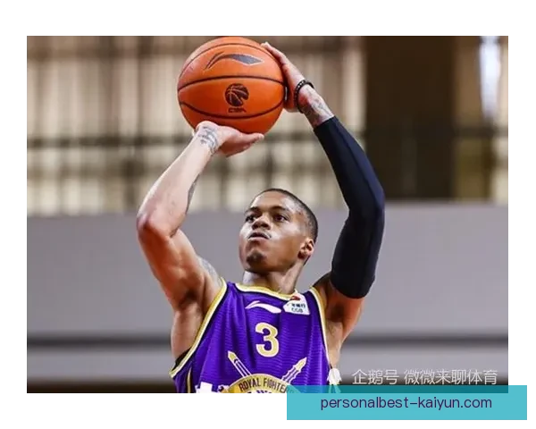 扎卡持续展现出比赛稳定性，状态回暖引发关注